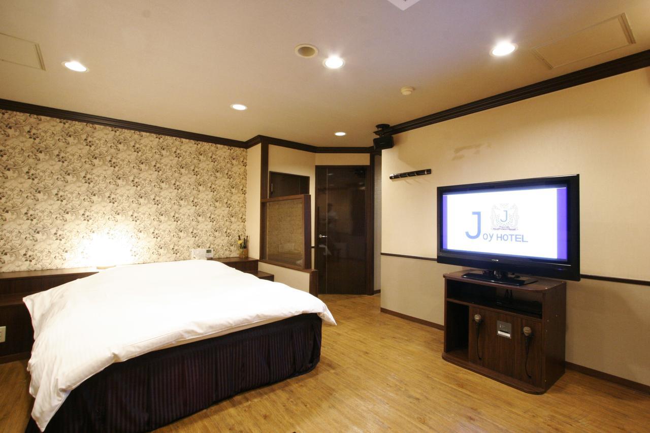 Hotel Joy (Adults Only) Комаки Экстерьер фото